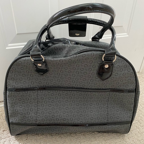 Guess carryon/tote - Picture 6 of 11